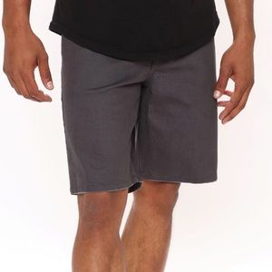 New Fashion Nova Men’s Slate Gray Chino Shorts